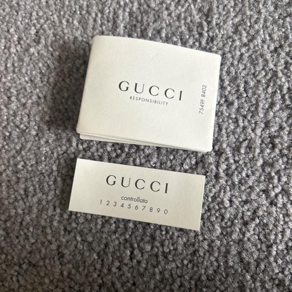 Gucci i zip top wallet/ wristlet. Brand new - Picture 5 of 9